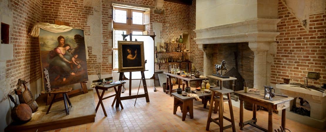 L'atelier de Léonard de Vinci et des tableaux