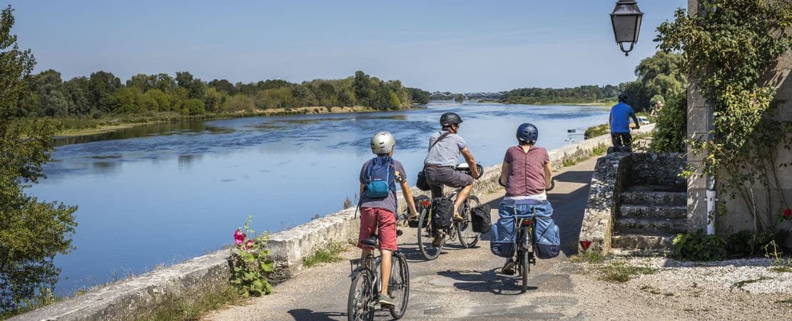 Cyclistes le long de la Loire