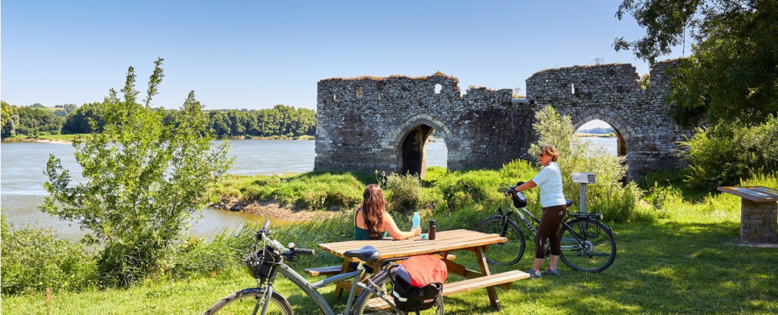 Cycliste faisant une pause