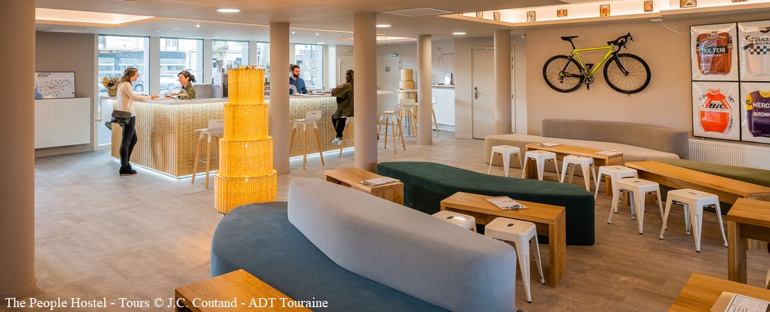 Salle de réception du People Hostel